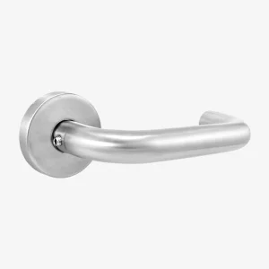 Manija liviana SD 001 en acero inoxidable Euroinox para puertas modernas